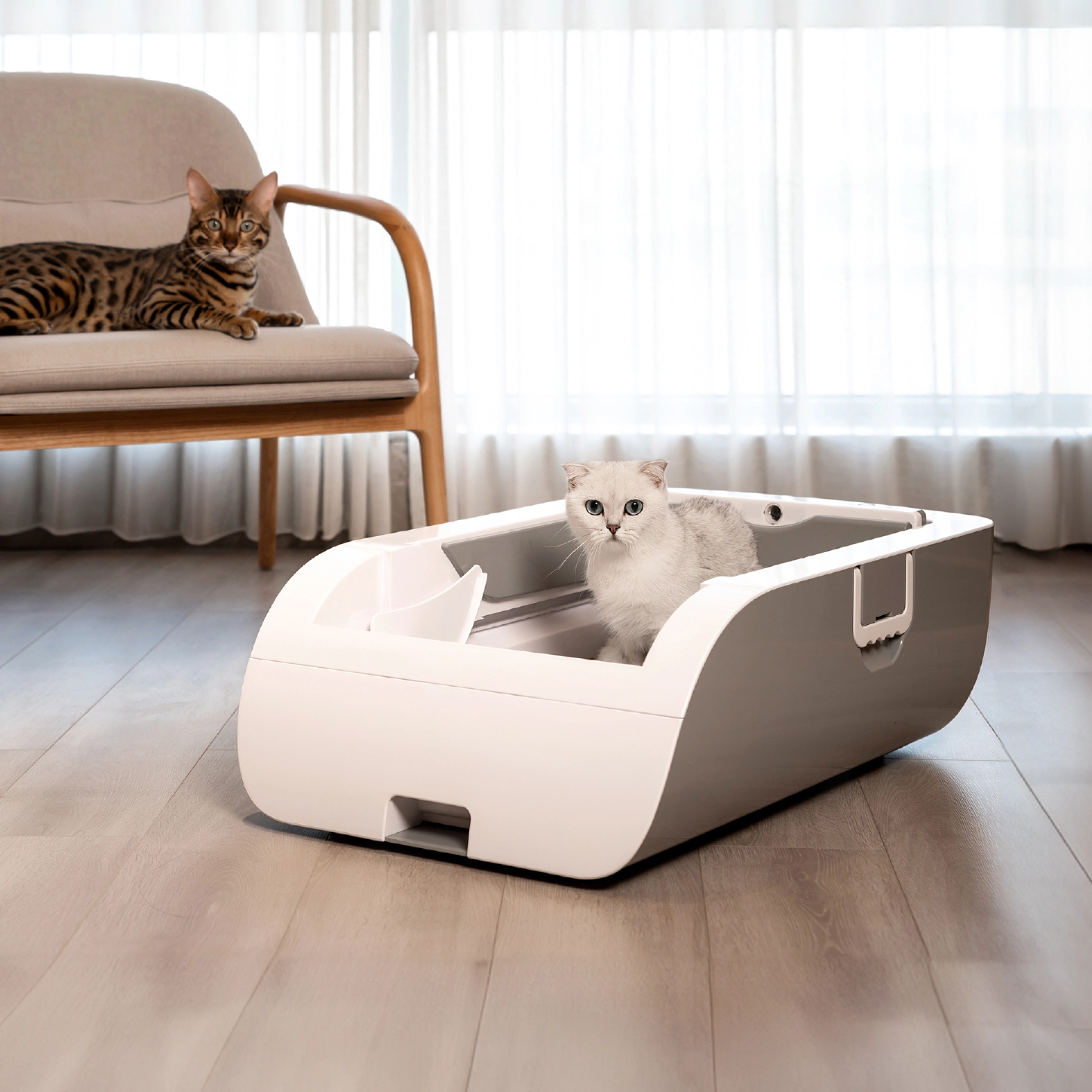 AstroPet Self-Cleaning Litter Box Helios Series